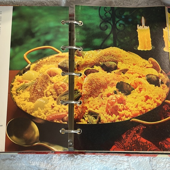 Vintage Better Homes and Gardens Red Checkered Cookbook - Picture 13 of 17